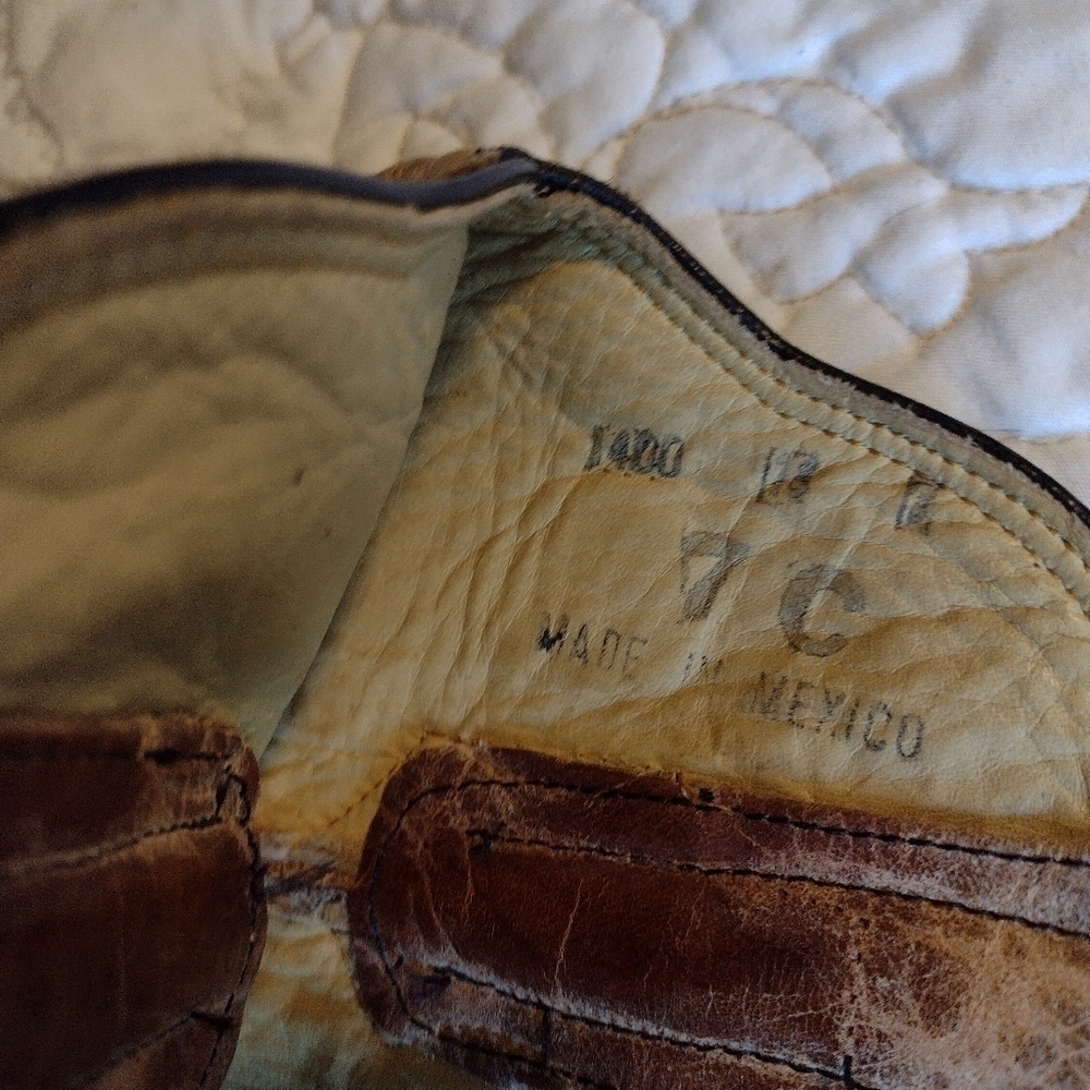 Corral women's leather w/ black embroidery‎ Cowboy Boots Distressed  sz 7 - Picture 6 of 9